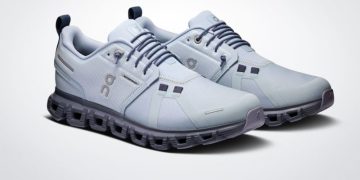 Customers sue sneaker company On over shoes that cause ‘noisy and embarrassing squeak’